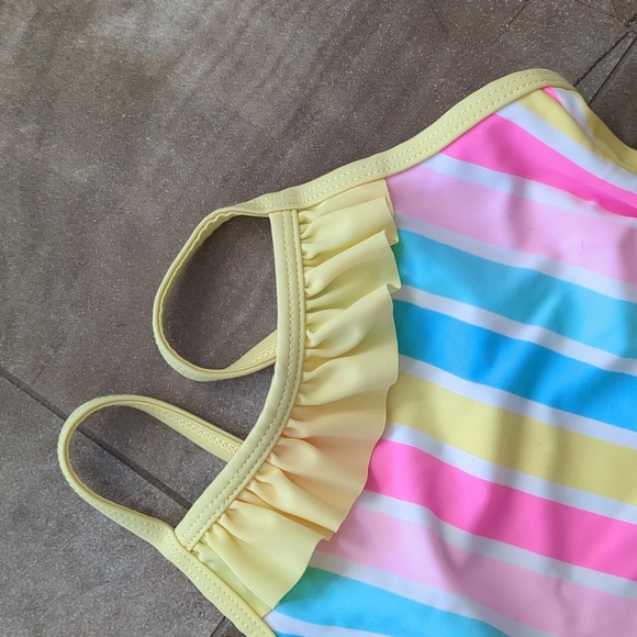 George size 2T one piece bathing suit - Picture 2 of 3